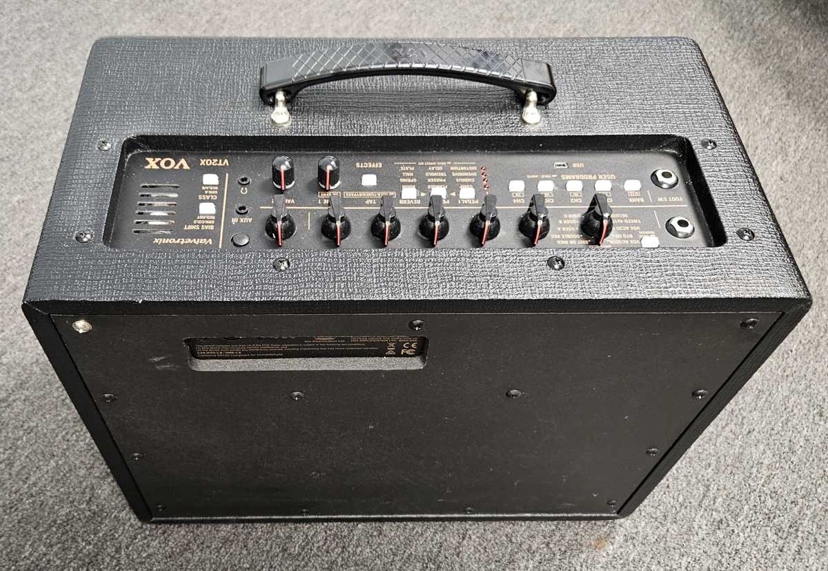 Vox Valvetronix VT20X, 20 Watt Guitar Amp,1 x 8", Excellent Condition - Image 4